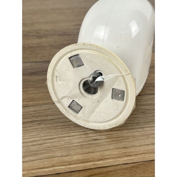 NETGEAR ARLO VMC3030 Indoor/Outdoor Security Camera With Battery White - Picture 4 of 10